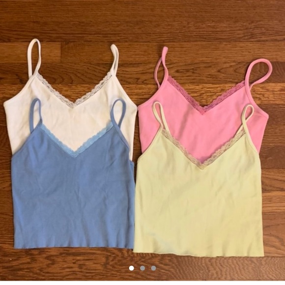 Brandy Melville / Skylar/ Nicolette/ Zelly - Picture 3 of 4